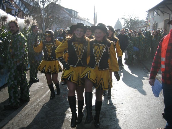../Images/2006-02-05_Umzug-Pfohren-Schnuferzunft_026.jpg