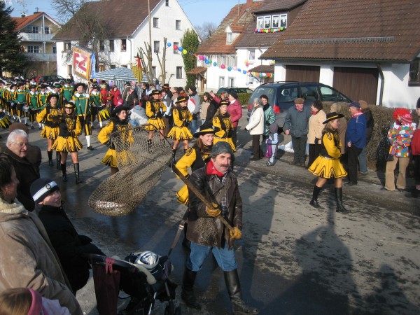 ../Images/2006-02-05_Umzug-Pfohren-Schnuferzunft_048.jpg