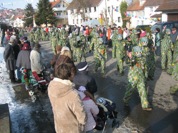 ../Images/2006-02-05_Umzug-Pfohren-Schnuferzunft_059.jpg