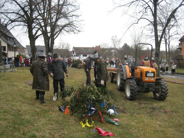 ../Images/2008-01-31_Schmotzige-Dunnstig_140.jpg