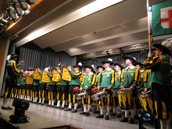 ../Images/2009-01-29-31_Bunter-Abend-Grundele_007.jpg