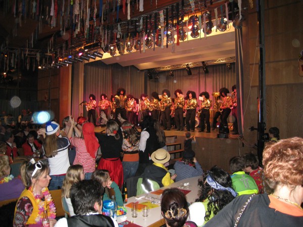 ../Images/2009-01-29-31_Bunter-Abend-Grundele_058.jpg
