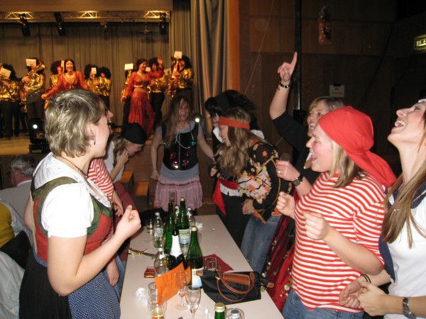 ../Images/2009-01-29-31_Bunter-Abend-Grundele_063.jpg