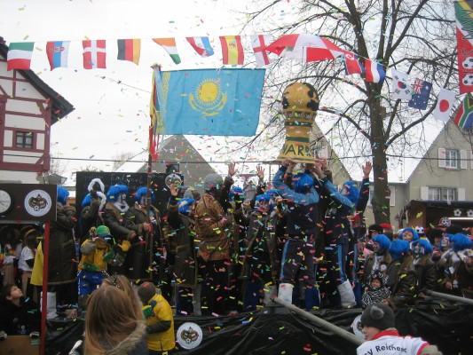 ../Images/2010-02-15_Fasnachtsmotto-Rosenmontag_105.jpg