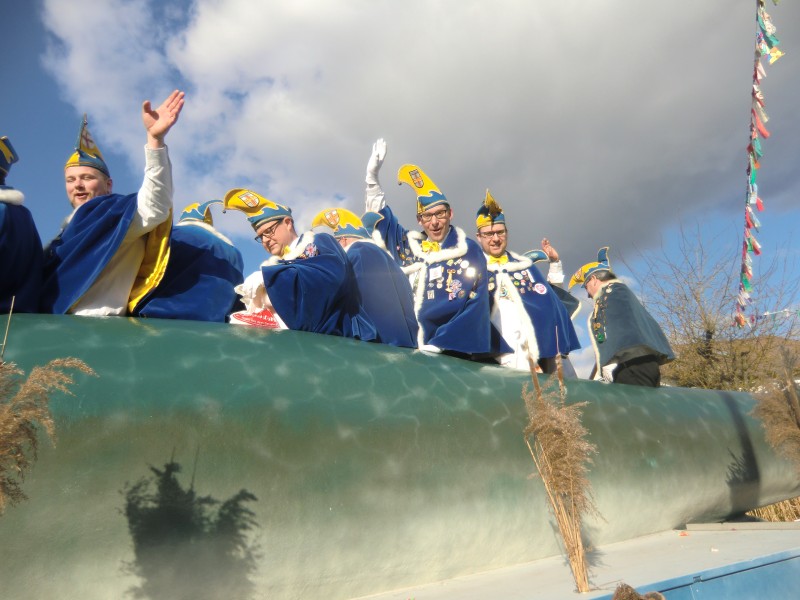 2018-02-04_Seenarrenumzug-Kaltbrunn_023.jpg