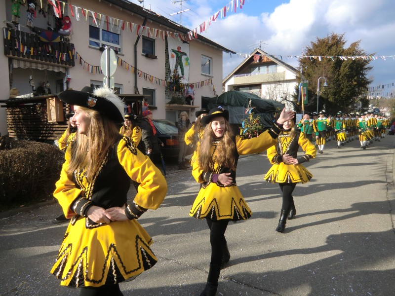 2018-02-04_Seenarrenumzug-Kaltbrunn_047.jpg